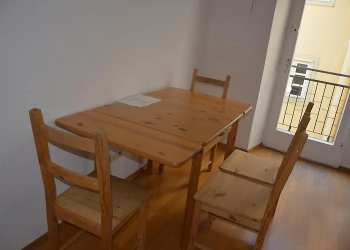Wohnung, 1 Schlafzimmer, Balkon Апартаменти *